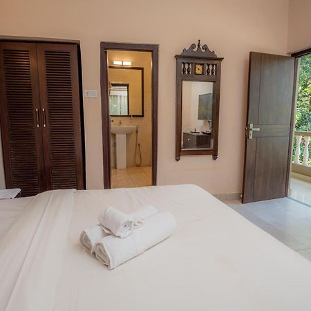 Hotel De Soul Sante Morjim Goa Exterior foto