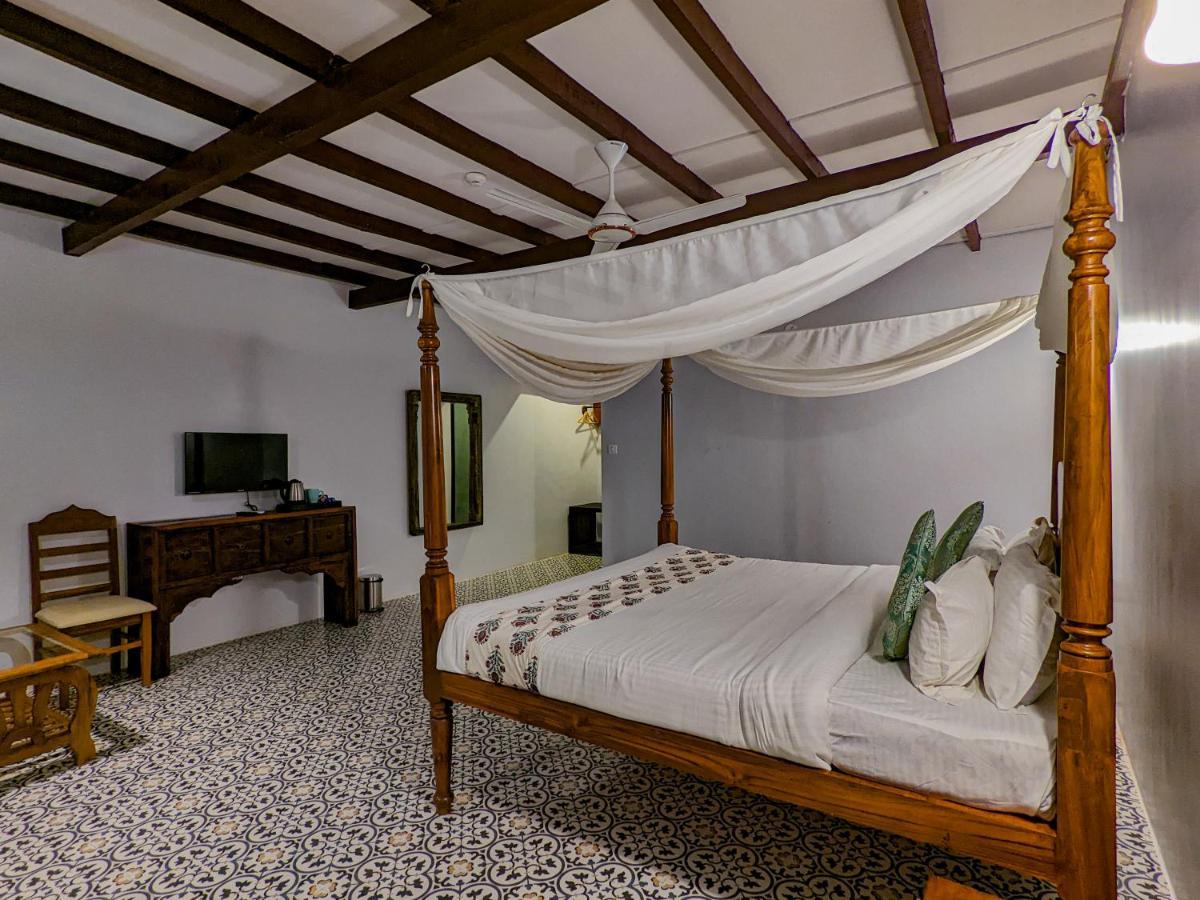 Hotel De Soul Sante Morjim Goa Exterior foto