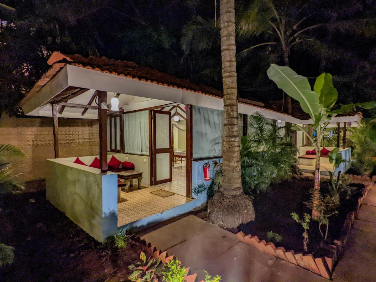 Hotel De Soul Sante Morjim Goa Exterior foto
