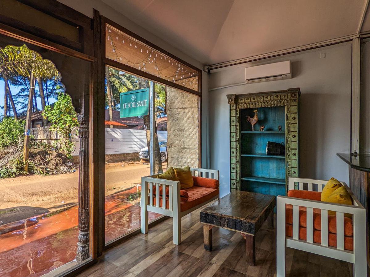 Hotel De Soul Sante Morjim Goa Exterior foto