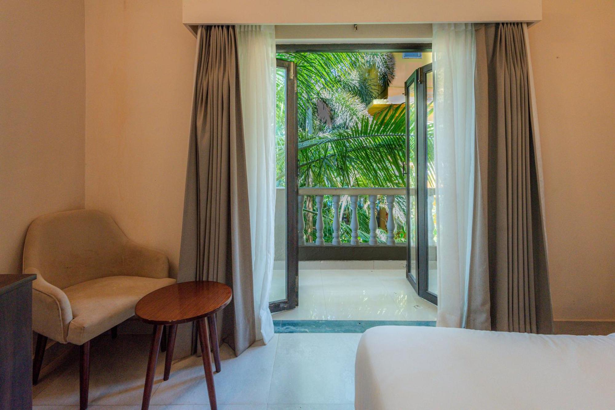 Hotel De Soul Sante Morjim Goa Exterior foto